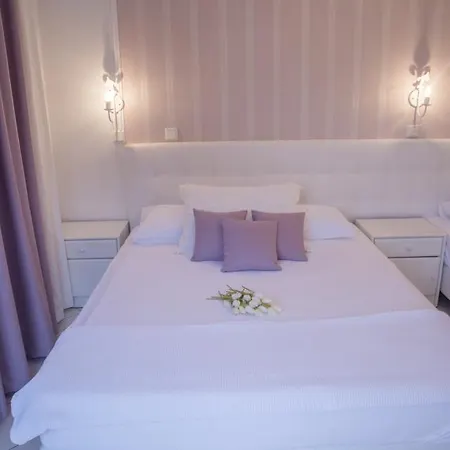 Filipidis Apartment *